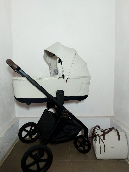 Коляска  CARRELLO ULTRA 2/1 надлегка +посилена амортизація