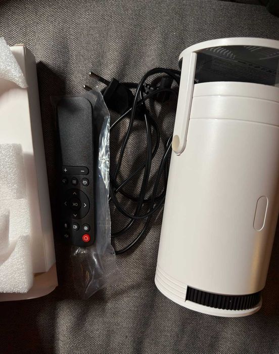 Проектор з Temu, модель S100