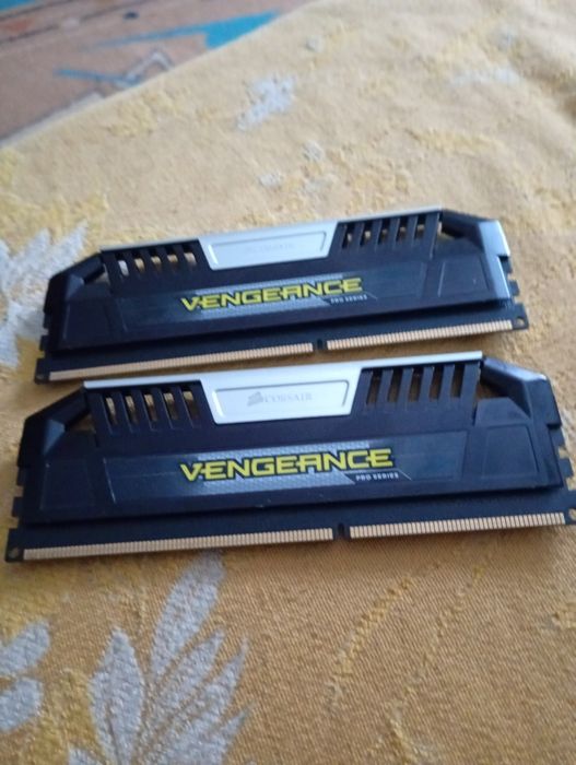 Продам ОЗУ Продам ОЗУ Corsair Vengeance 8gb DDR3, 1600MHz, XMP, 2x4gb