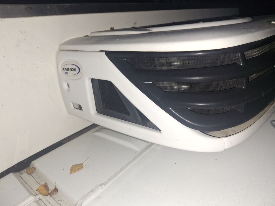 Agregat chłodniczy Carrier Xarios 350 22r stan bdb 12V 230V