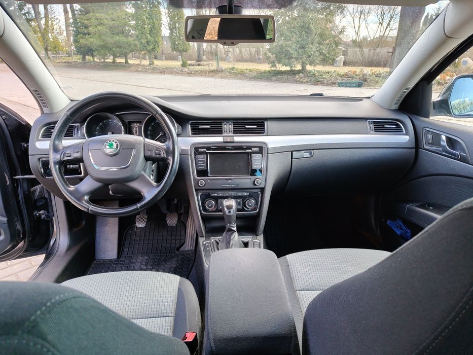 Skoda Superb 2.0 2011