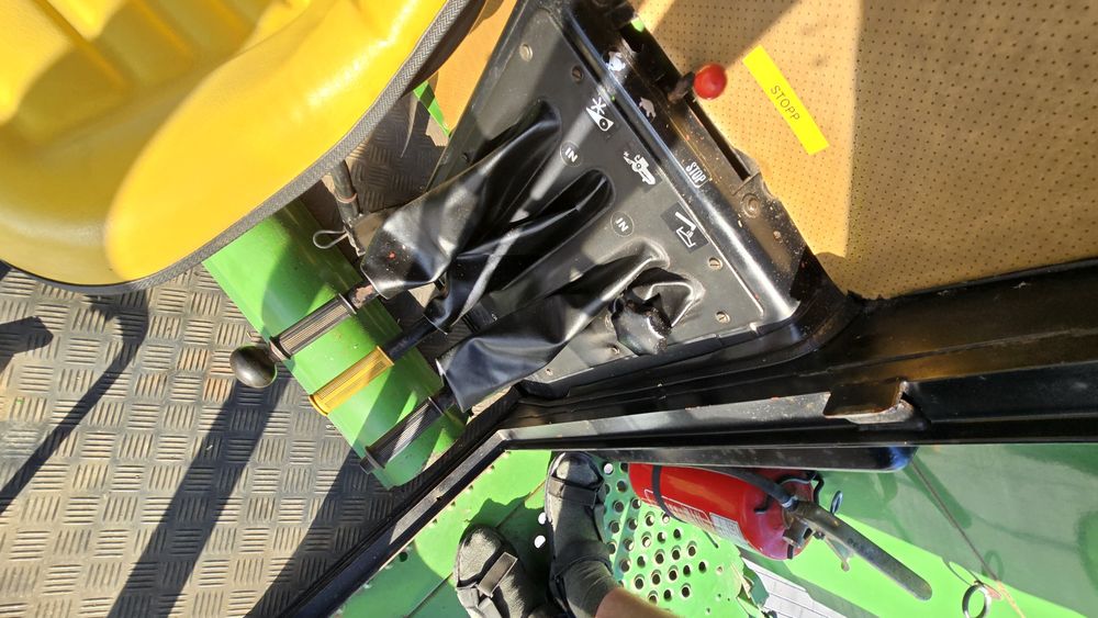 комбайн John Deere 1042/джондир1042