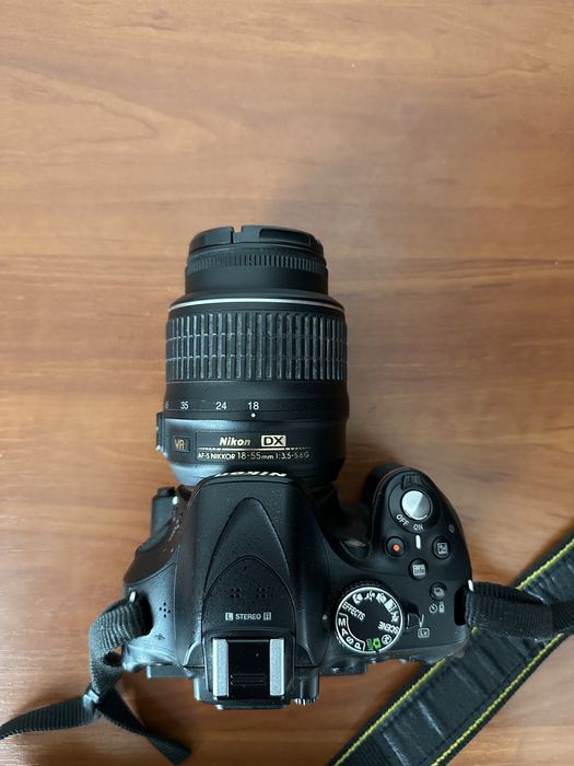 Фотоапарат Nikon d5200 з обʼєктивом 18-55mm