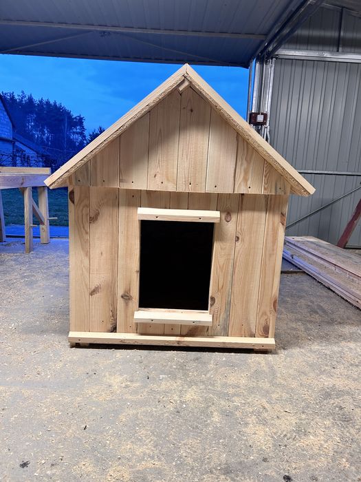 Buda dla psa duża ocieplona porządna