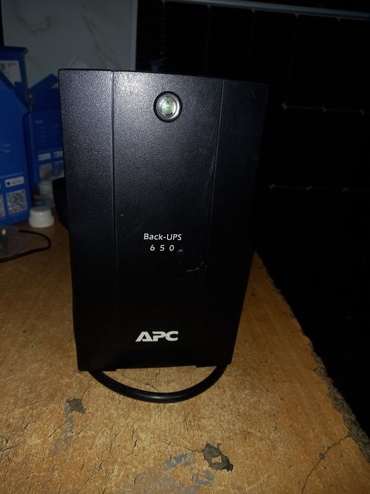 Продам бесперебойник 360 ватт для света, телевизора, компьютера.