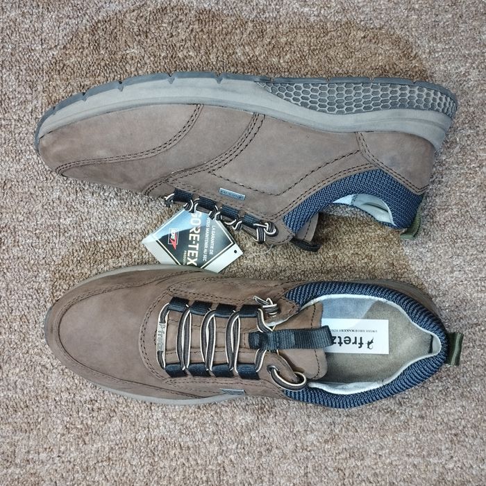 42,44. Gore-tex. Стильні швейцарські кросівки Fretz men