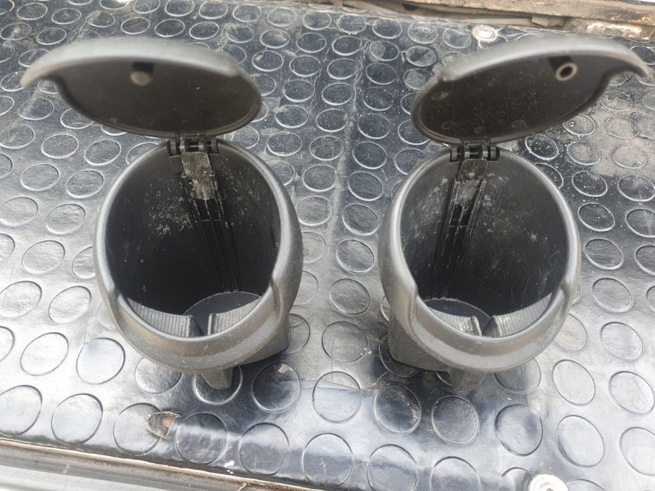Попільничка, пепельница, renault trafic 2