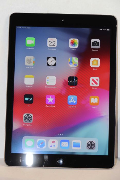 Apple iPad Air Wi-Fi + LTE 64GB Space Gray (MD793), ідеальний стан! A1475