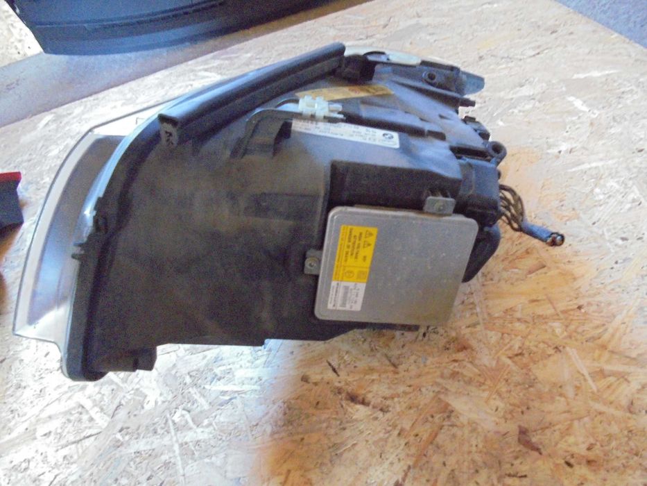 Lampa BMW E90 E91 BI-XENON prawy przód Europa Kompletna