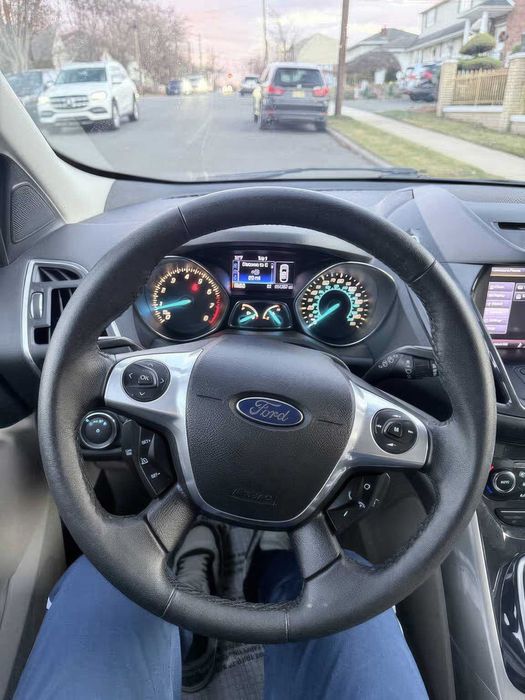 Ford Escape SE      2013
