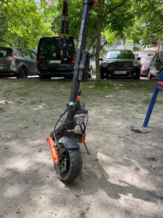 Продам самокат Kukirin G2 pro