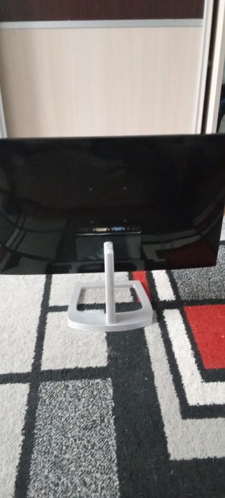 Монітор Philips 24 дюйма 75 герц