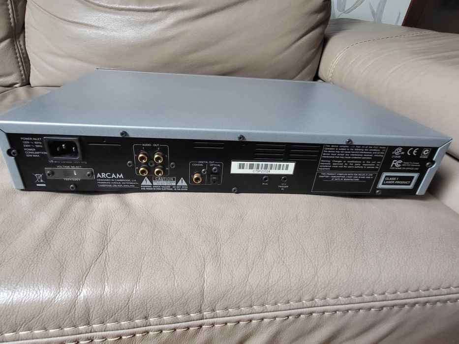 Odtwarzacz CD Arcam Diva CD 73 pilot