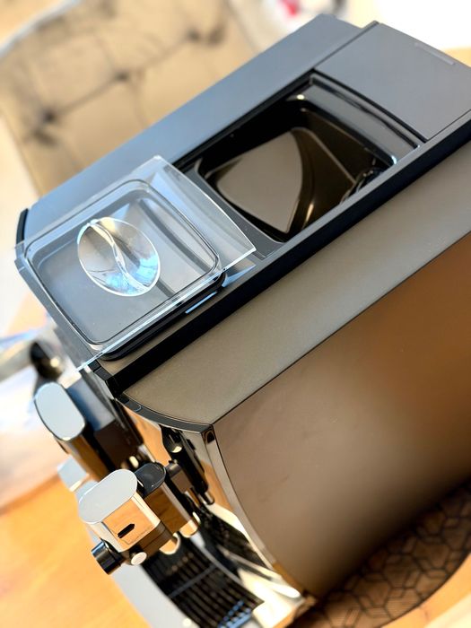 Ekspres JURA E8 Piano Black (EC) Nowy na gwarancji