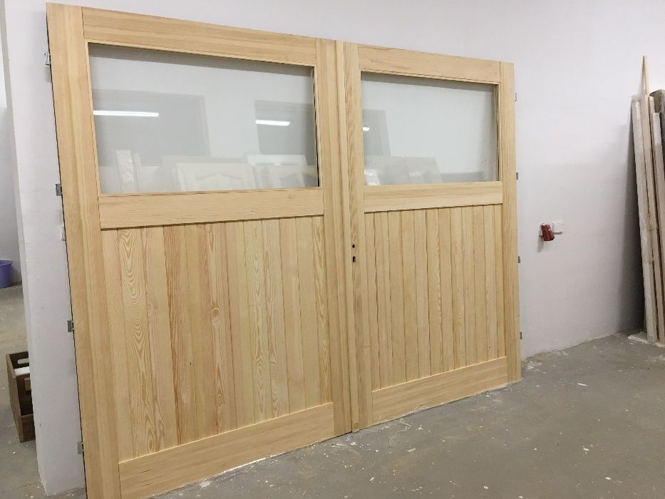 Drzwi DREWNIANE KRIS garażowe frezowane  Na Wymiar brama CAŁA POLSKA