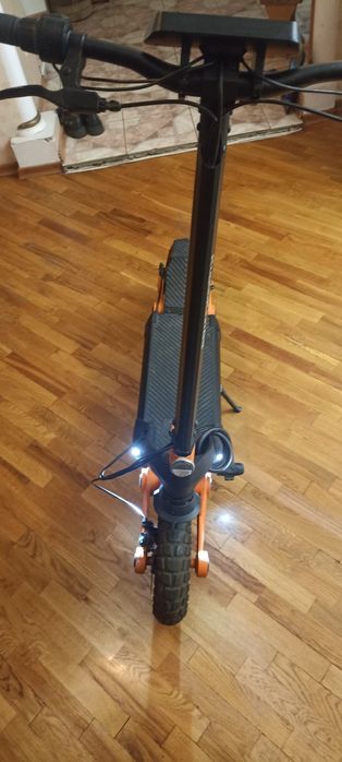 Електросамокат Kugo G3