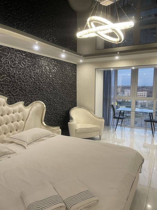 Погодинна Подобова оренда квартири с панорамным видом. 95 квартал