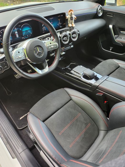 Mercedes-Benz CLA 200d AMG