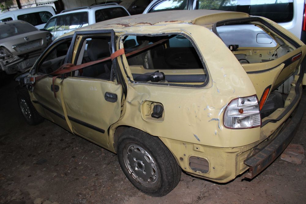 Volvo V40 2001 / Вольво В40 1.8 - запчасти, разборка