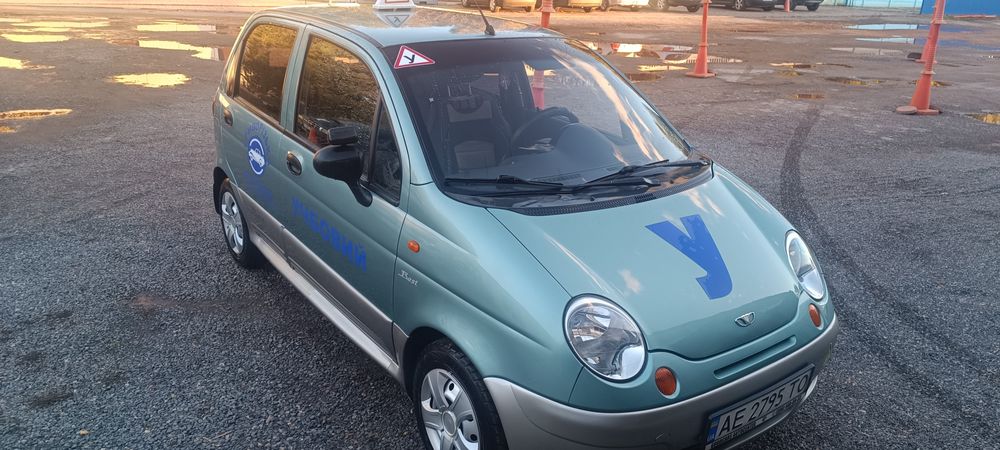 Авто инструктор.