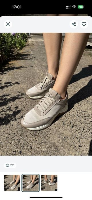 Кросовки женские