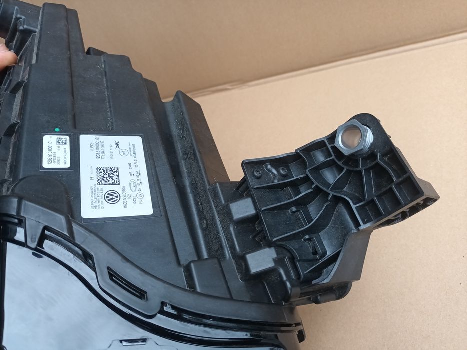 Lampa Przednia Prawa Volkswagen T7 IQ LIGHT 7T1.941.082E