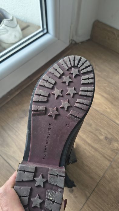 Czarne botki damskie Tommy Hilfiger