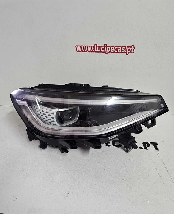 Ótica Direita VW ID 4 (23/+) Full-Led