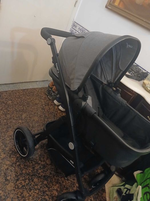 Berço mini aclopavel na cama