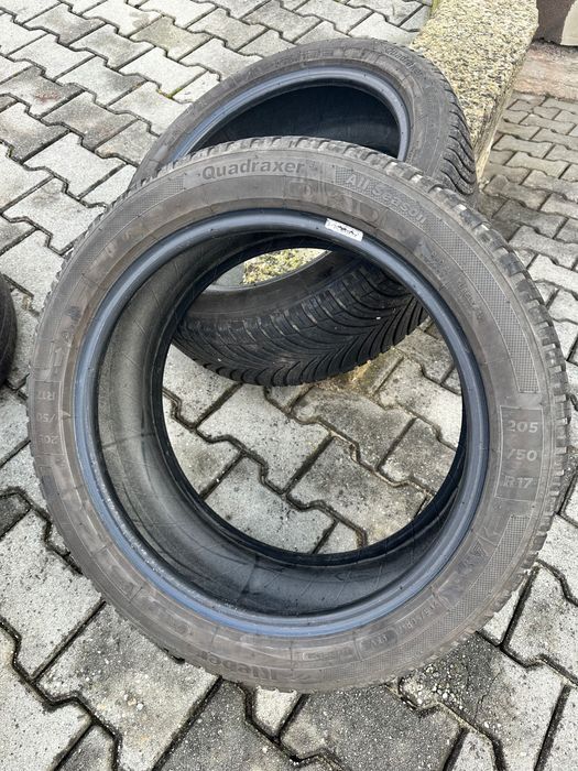 Używane opony wielosezonowe Continental - stan bardzo dobry.