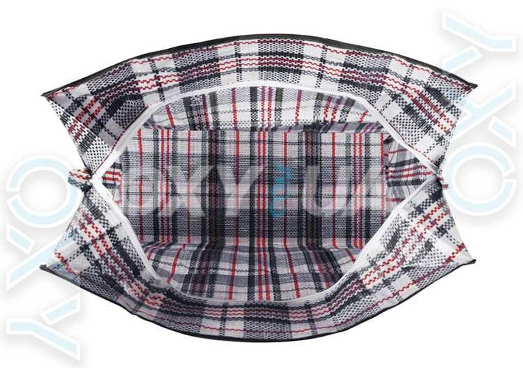 Большие хозяйственные сумки для переезда. Клетчатые. Черные прочные.