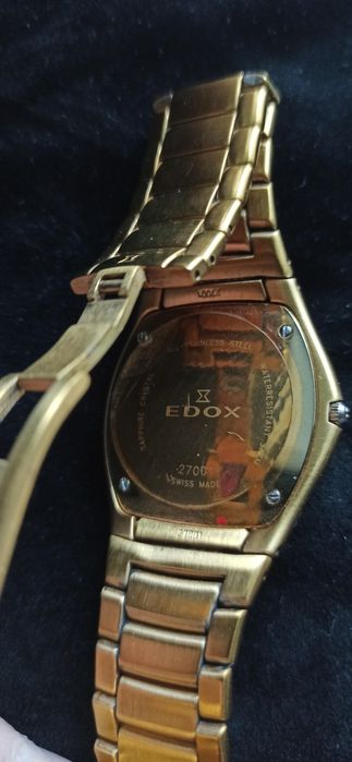 Продам наручные часы EDOX