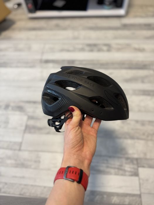 Велосипедний шолом R2 Cliff ATH22A