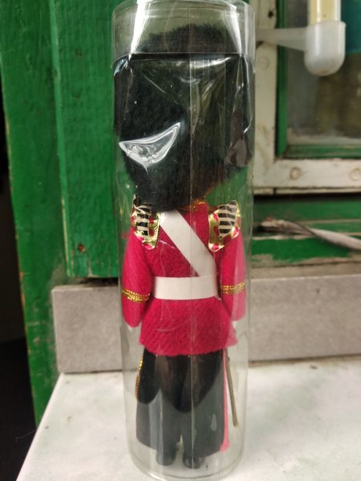 Кукла сувенир гвардеец