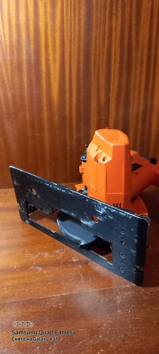 Hilti scw 22 пила по дереву