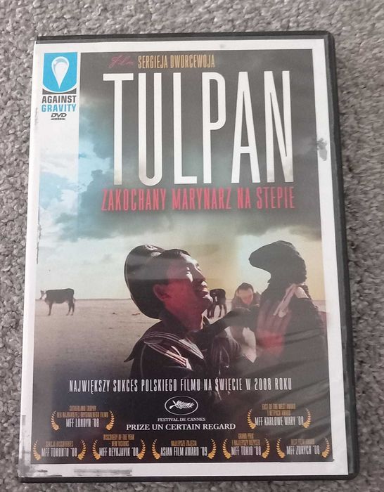 Tulpan komedia/dokument DVD
