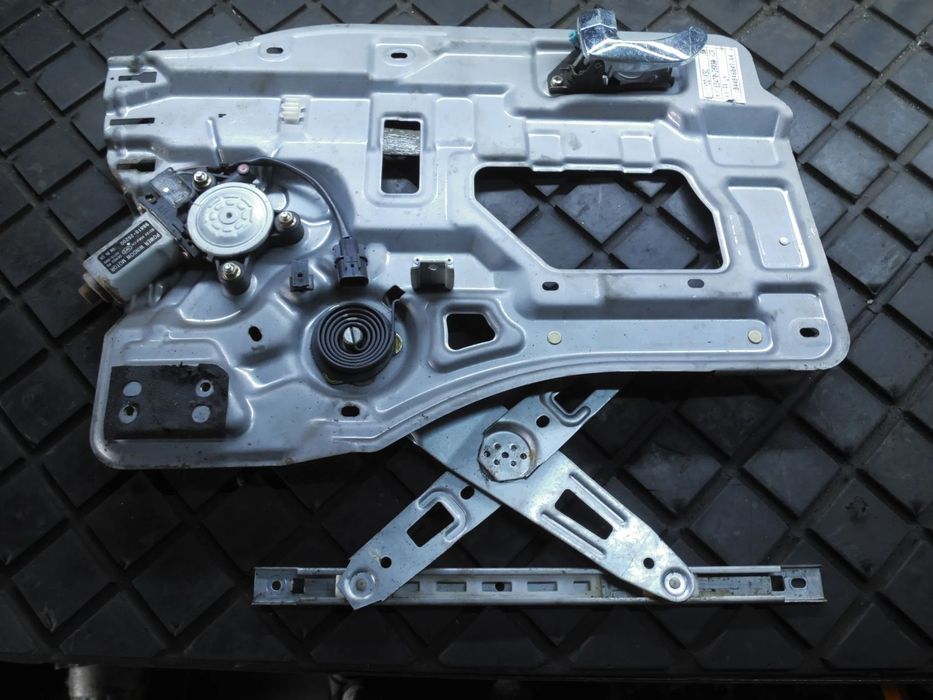 MECHANIZM SZYBY LEWY TYŁ HYUNDAI SANTA FE I 83470-26030