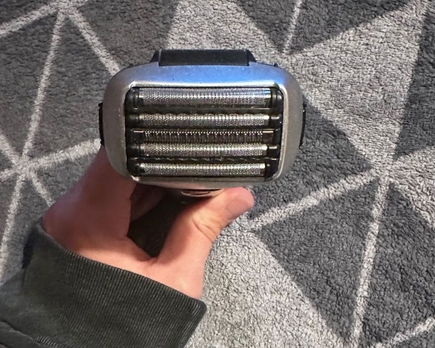 Golarka PANASONIC ES-LV69 Na mokro i sucho