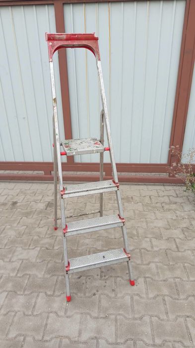 Drabina aluminiowa rozkładana