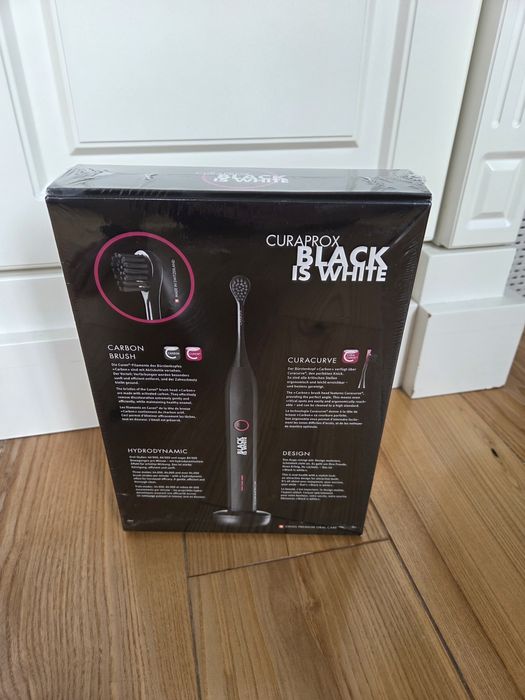 Szczoteczk Soniczna Curaprox BlackIsWhite
