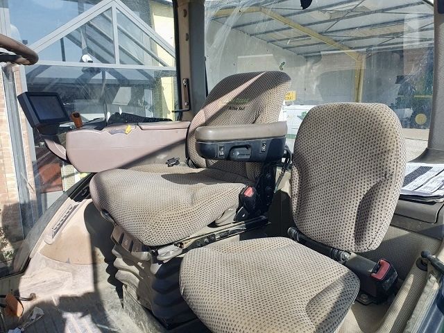 trator john deere 7215R