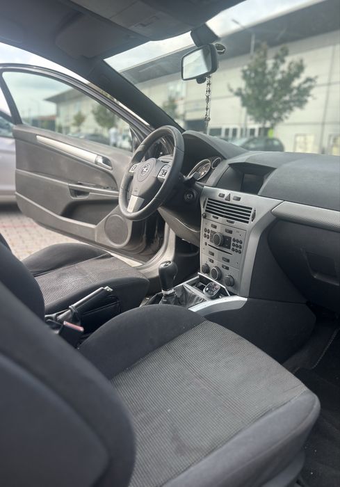 Opel Astra H GTC 1.9 CDTI 150cv – 2006 | 299.000 km foto 4