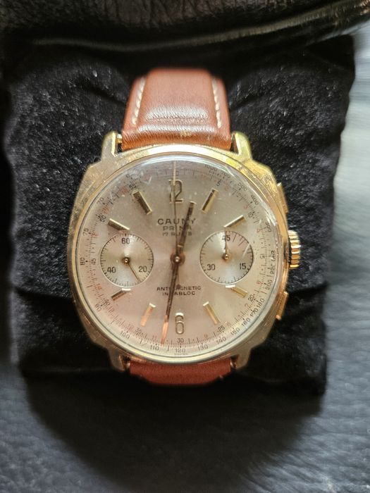 Relógios marca Cauny