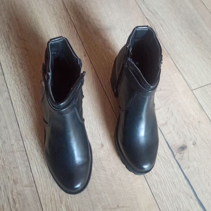 Czarne damskie botki