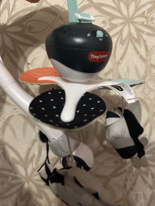 Детский мобиль Тинни Лав,Чикко,музикальные,куклы