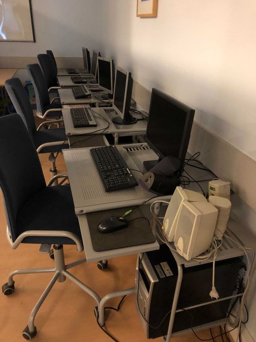 Stolik / biurko komputerowe metalowe IKEA