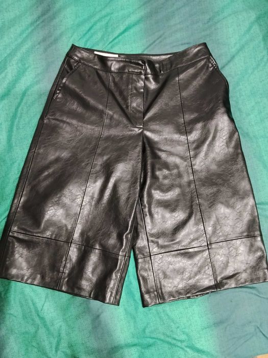 Bermudy skóra Zara , Nowe