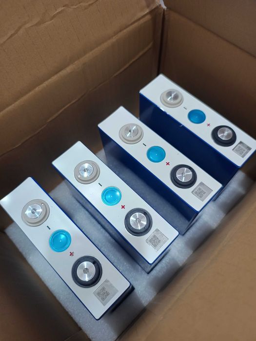 Нові комірки LiFePO4 EVE 105Ah Grade A (01.2026) - Компл. 8шт. + Шини