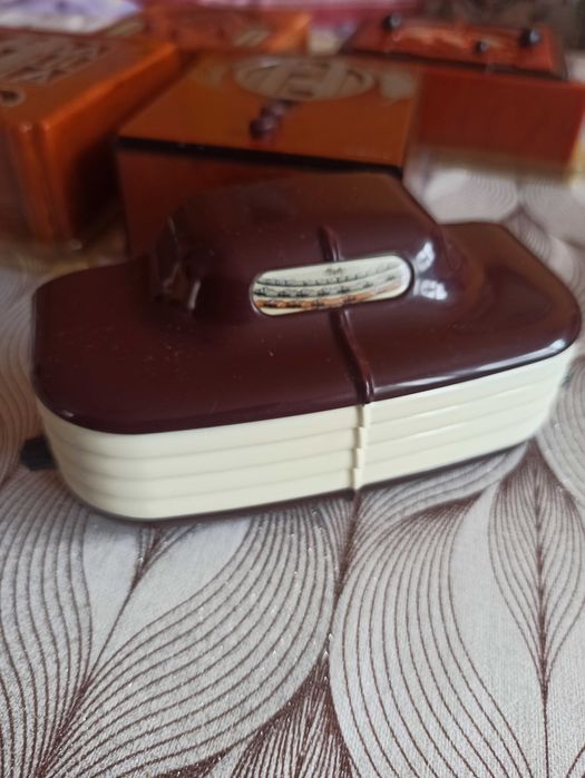 Nowe retro radejko .Miniature.