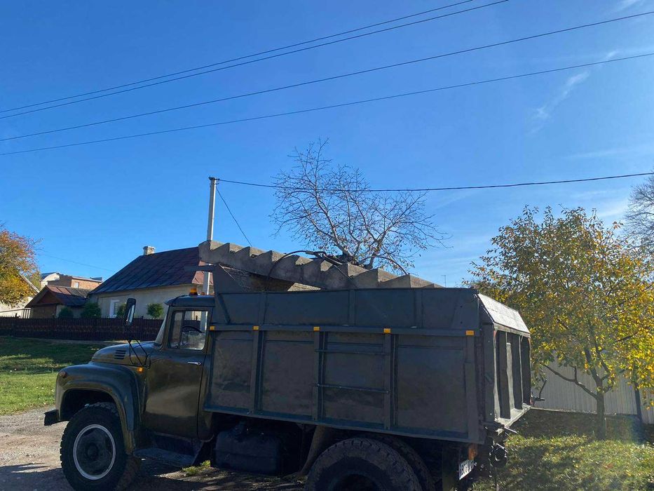 Послуги автомобілем КамАЗ та  ЗИЛ самосвал